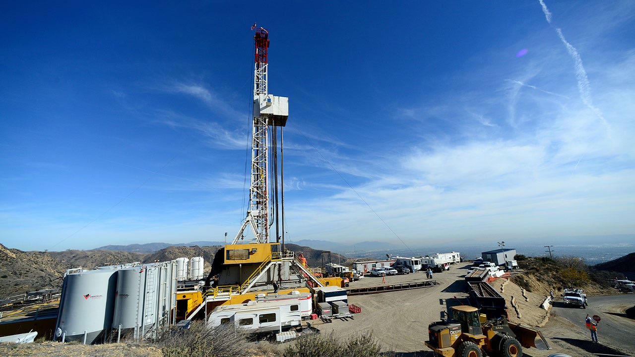CA panel to vote on whether site of America’s worst methane leak should increase gas storage capacity