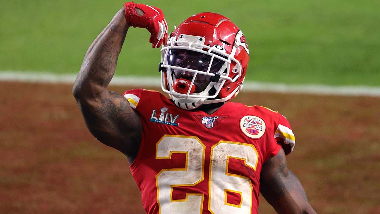 Chiefs News: KC Re-Signs Fan Favorite, 8-Year NFL Veteran