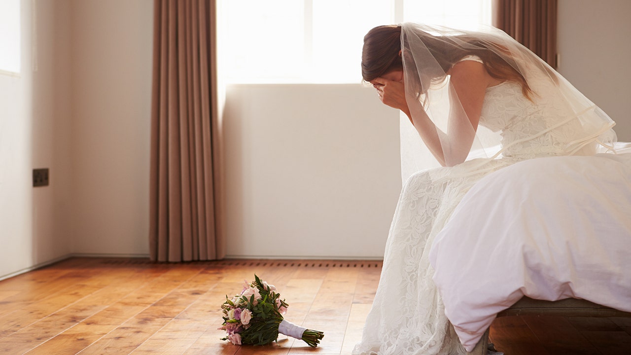 Wedding is wrecked when guest misidentifies the bride: ‘Got upset and started crying’