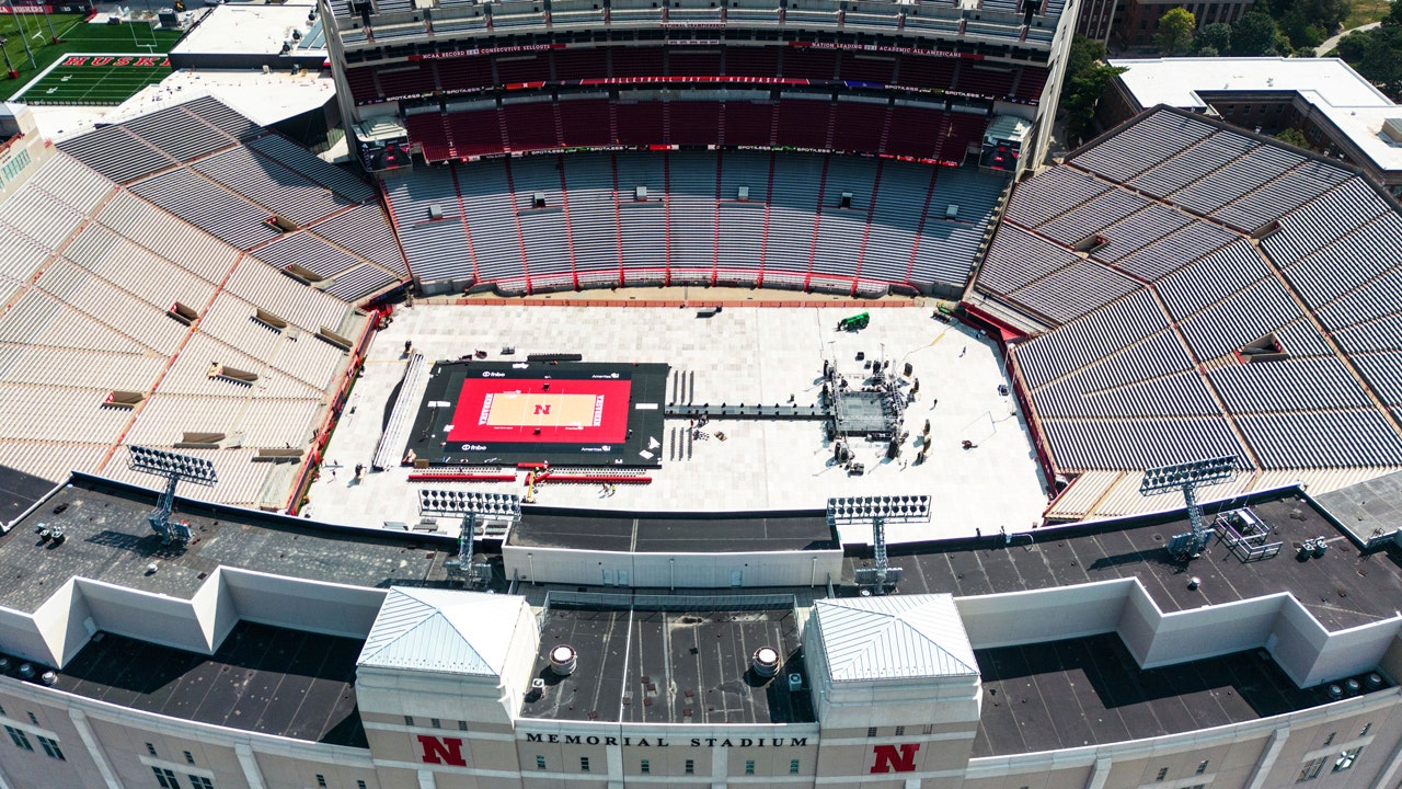 News :Nebraska aims to draw crowd of 90K-plus for women’s volleyball event, break world record