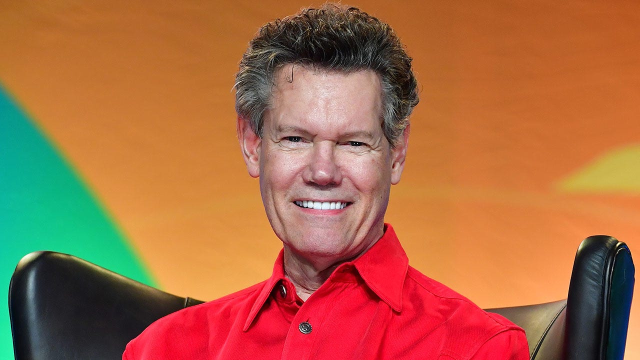 Friends, fans and fellow musicians preparing to pay tribute to country music legend Randy Travis 