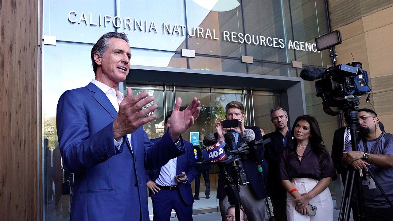 California Gov. Newsom announces plan to sign climate bill requiring large companies to disclose gas emissions