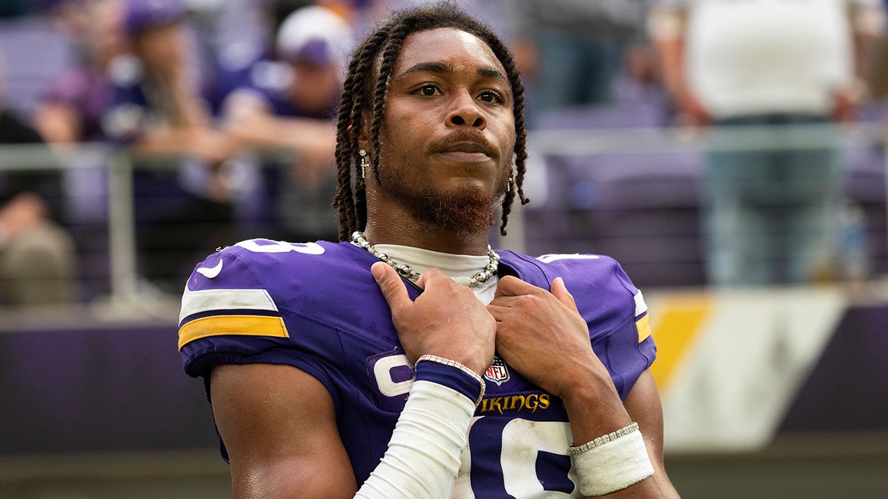 Woman files lawsuit claiming Vikings star Justin Jefferson is father of her child, encouraged abortion