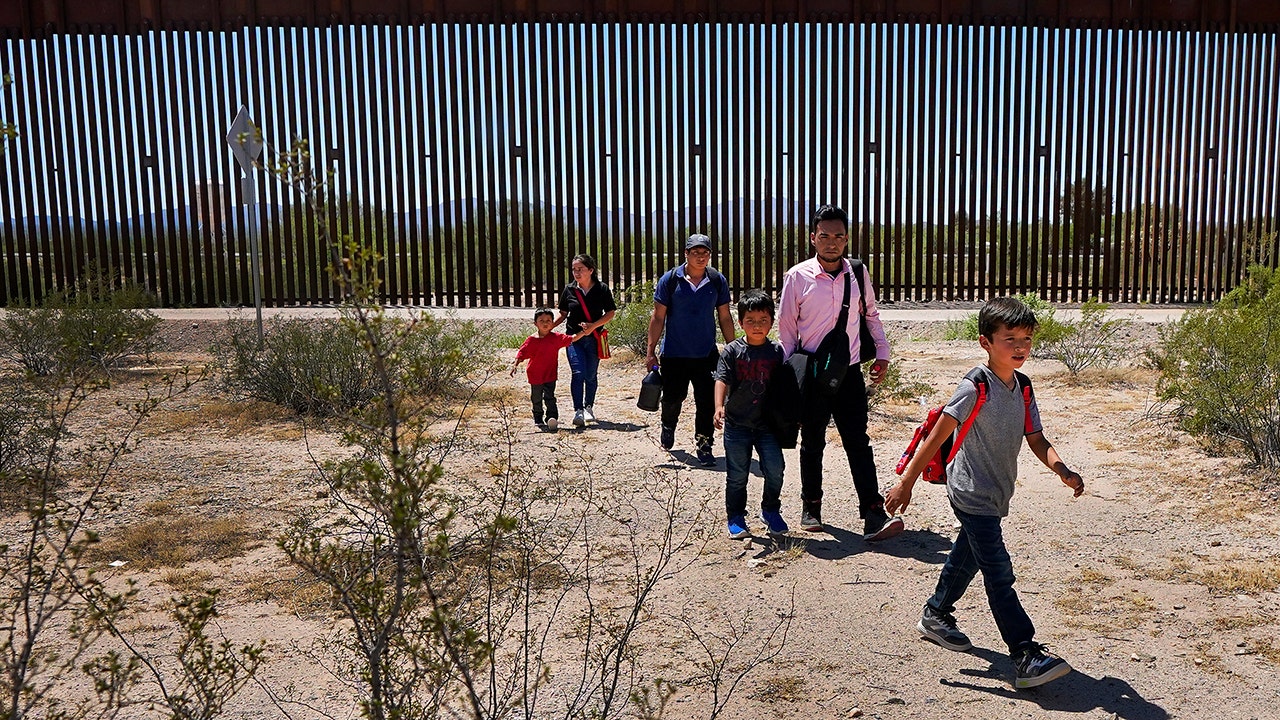 Smugglers funnel migrants toward remote Arizona desert, despite temperatures reaching 118 degrees