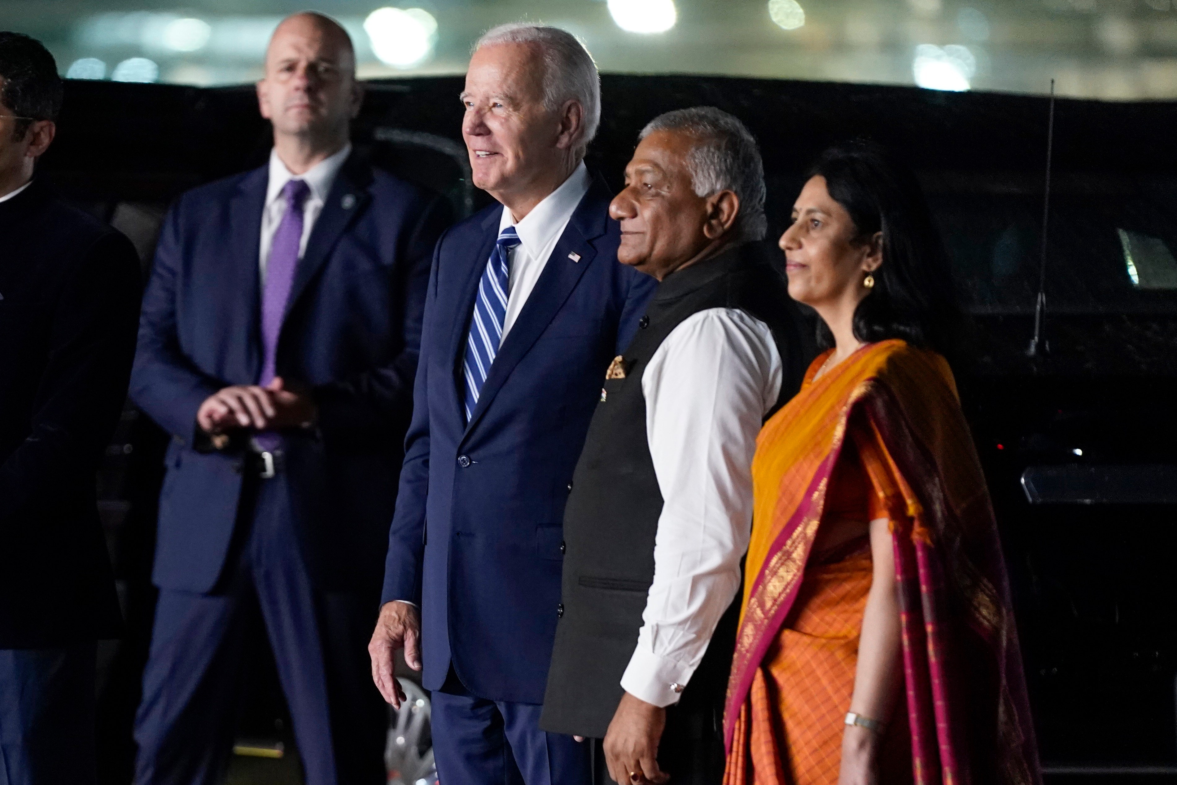 Biden arrives in India for G-20 summit as foes Putin and China's Xi keep away