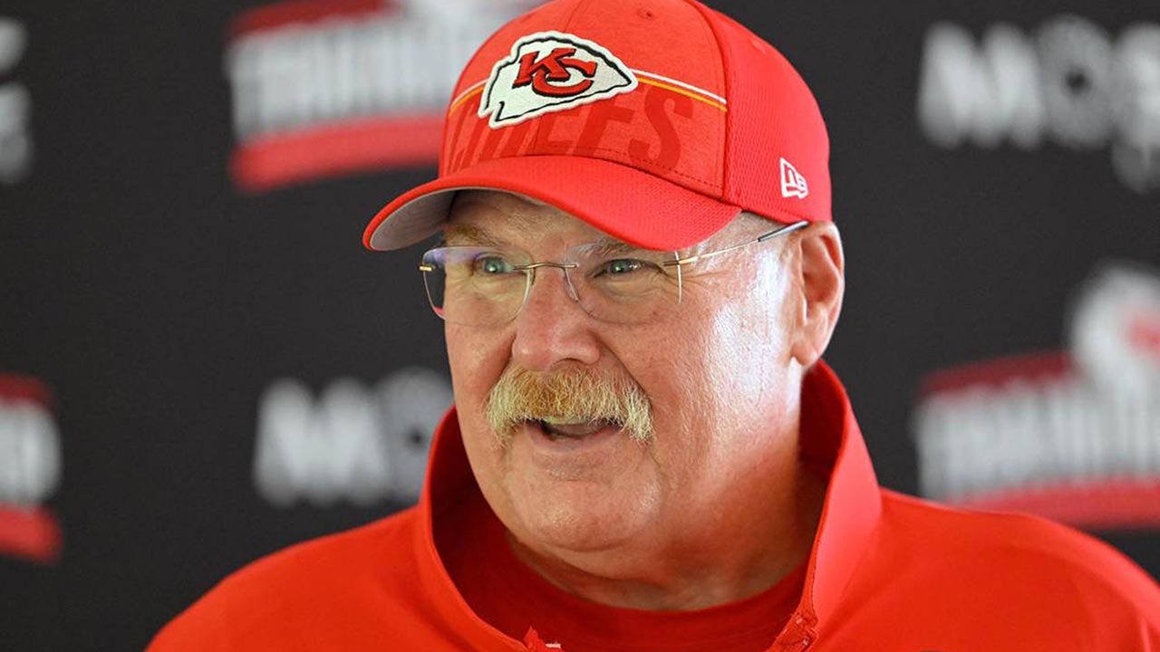 Chiefs finalizing contract extension, pay increase for Andy Reid after Super Bowl: report