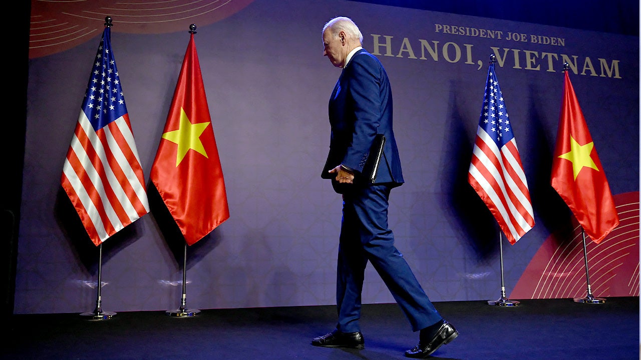 Biden's vietnam presser ends with frank admission, americans mark 22 years since 9/11 and more top headlines