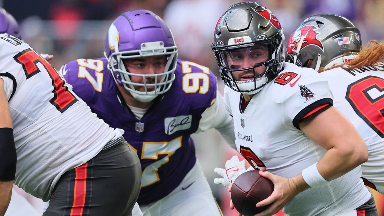 Vikings were tipping defensive signals in loss to Bucs, Baker Mayfield says