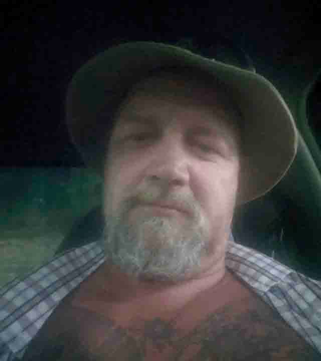 Ohio murder suspect killed in hostage standoff at gas station in West Virginia after multistate manhunt