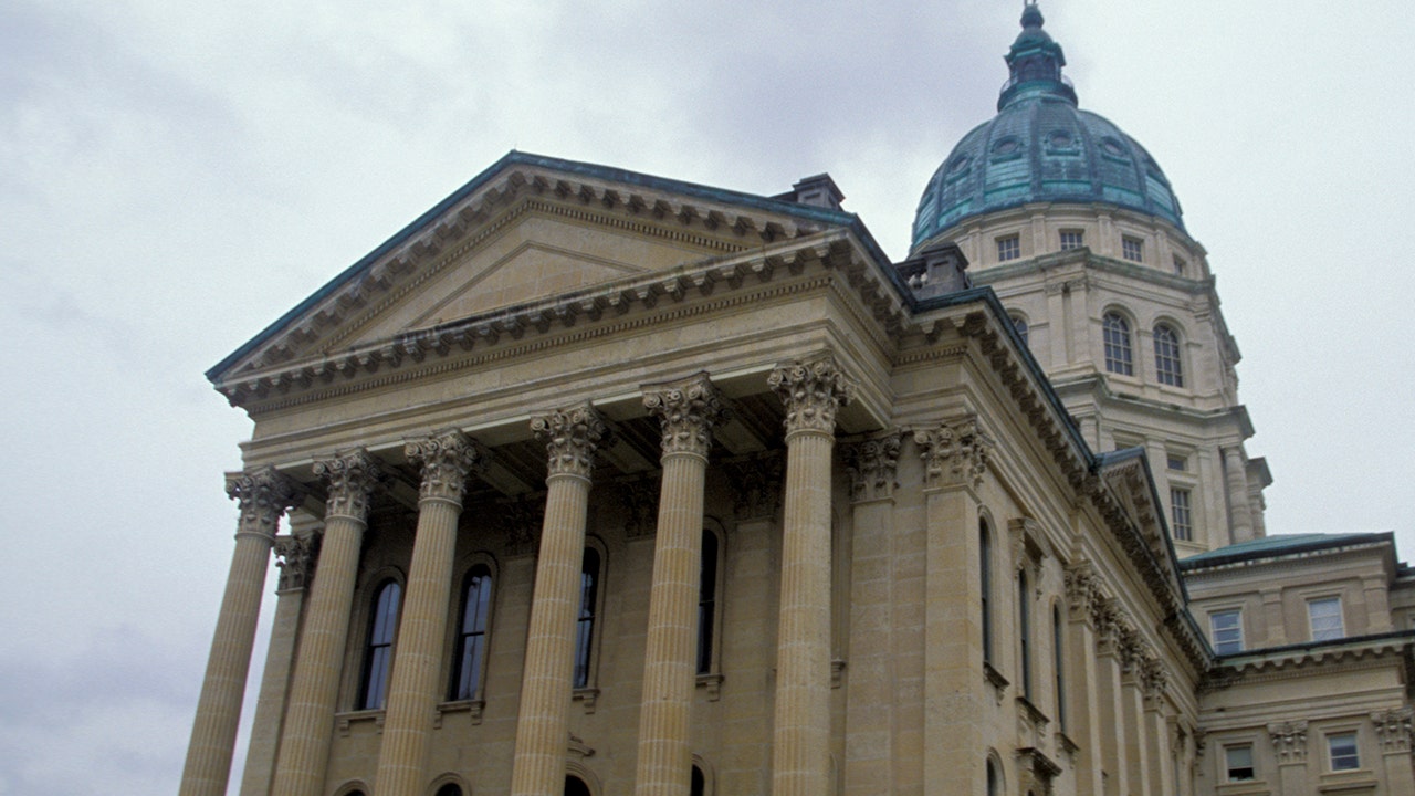 Kansas House Judiciary Committee head to step down