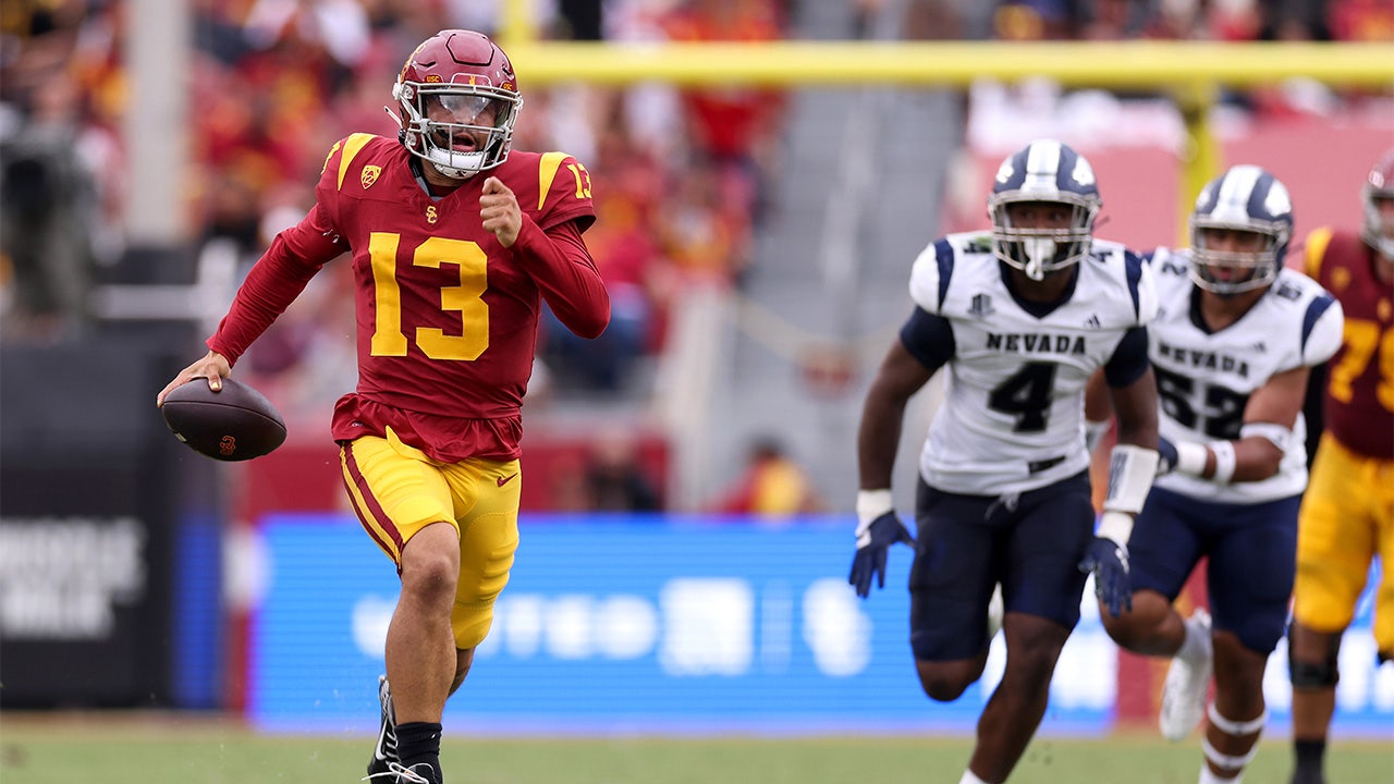 Caleb Williams’ father says USC star could always return to school: ‘He’s got two shots at the apple’