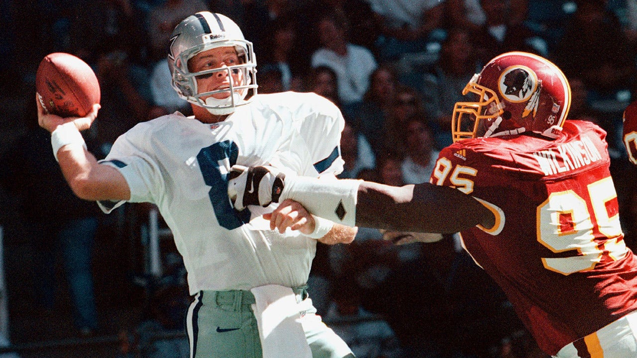6 Troy Aikman, Top 10 Cowboys of All Time