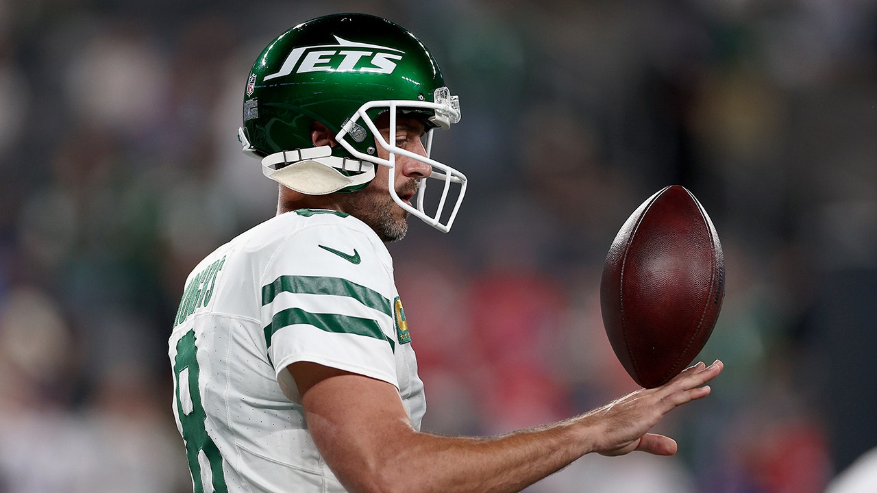 Aaron Rodgers injury: Torn Achilles rules Jets QB out for NFL season