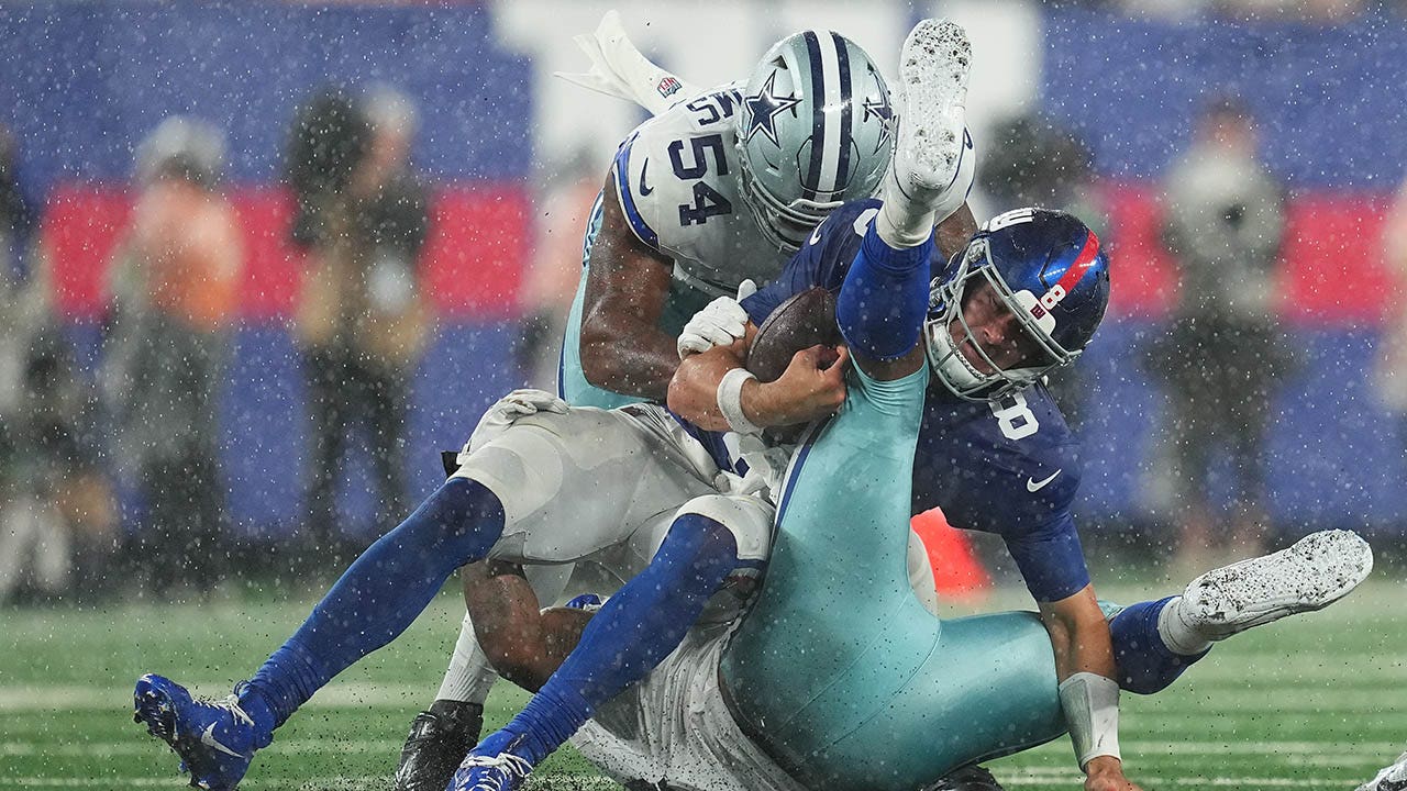 How Cowboys defense dominated Giants in 40-0 shutout