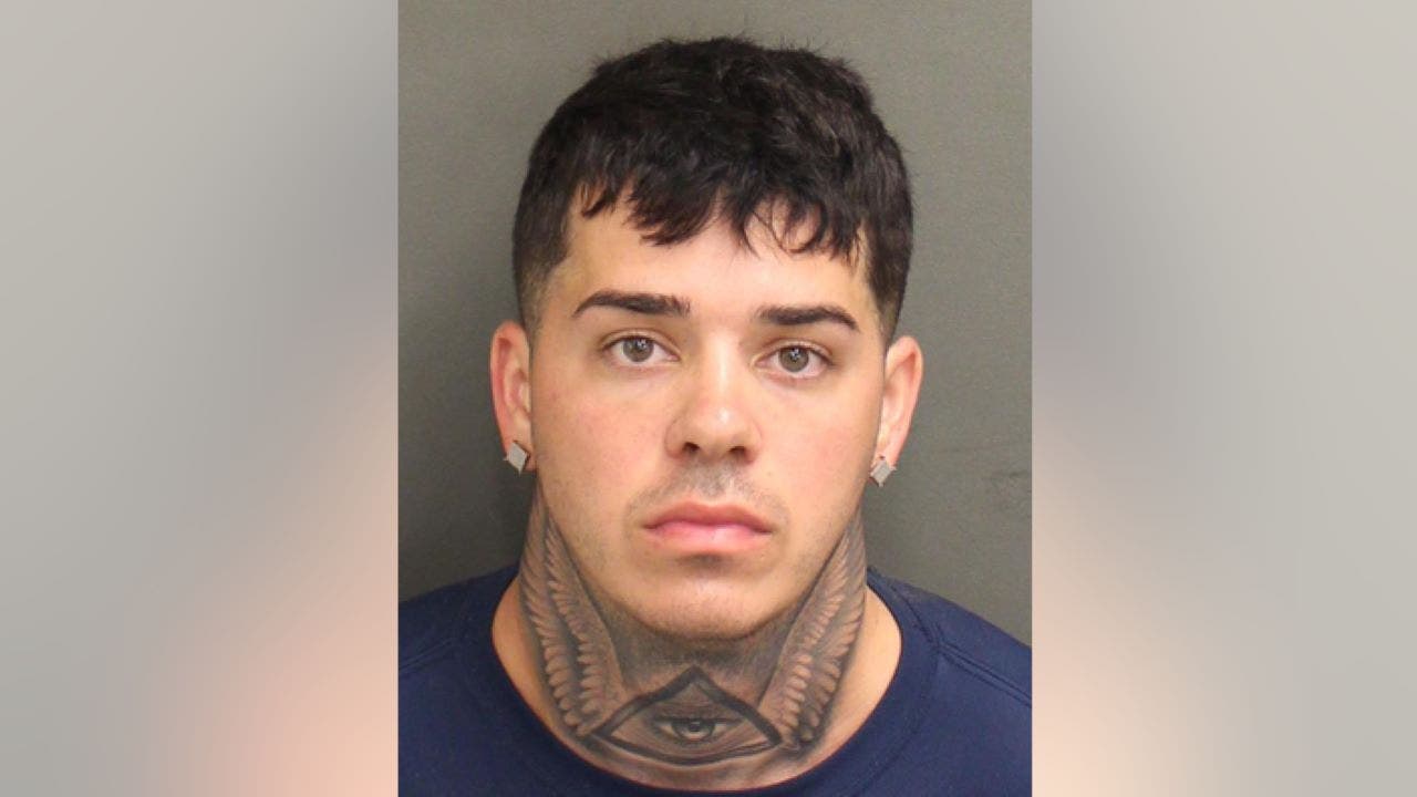 Florida man accused of stealing more than 1,300 gallons of Wawa gas