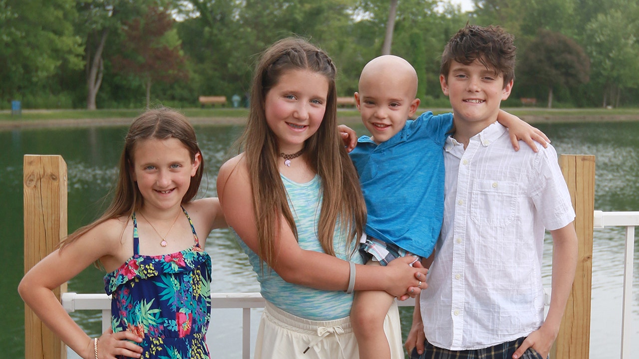 Beckett Fowler reunited with his three siblings after spending six months in the hospital for cancer chemotherapy. (SWNS)