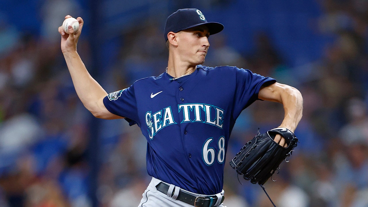 Mariners pitcher says he wanted to be pulled after 6 innings: 'Didn't think  I really could go anymore