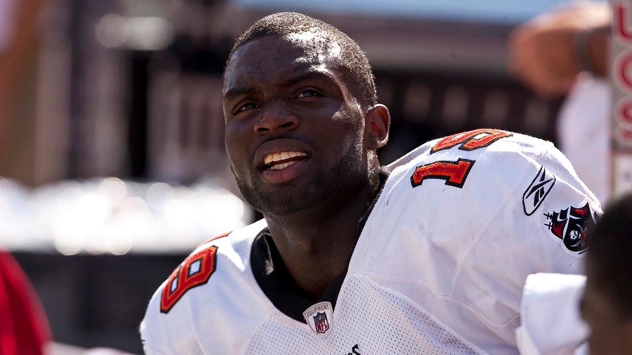 Former Buccaneers WR Mike Williams dead at 36: report
