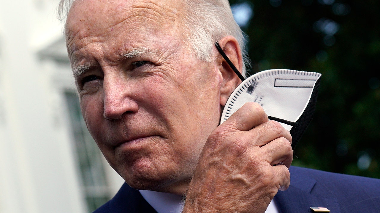 Biden to mask up indoors again after negative COVID test