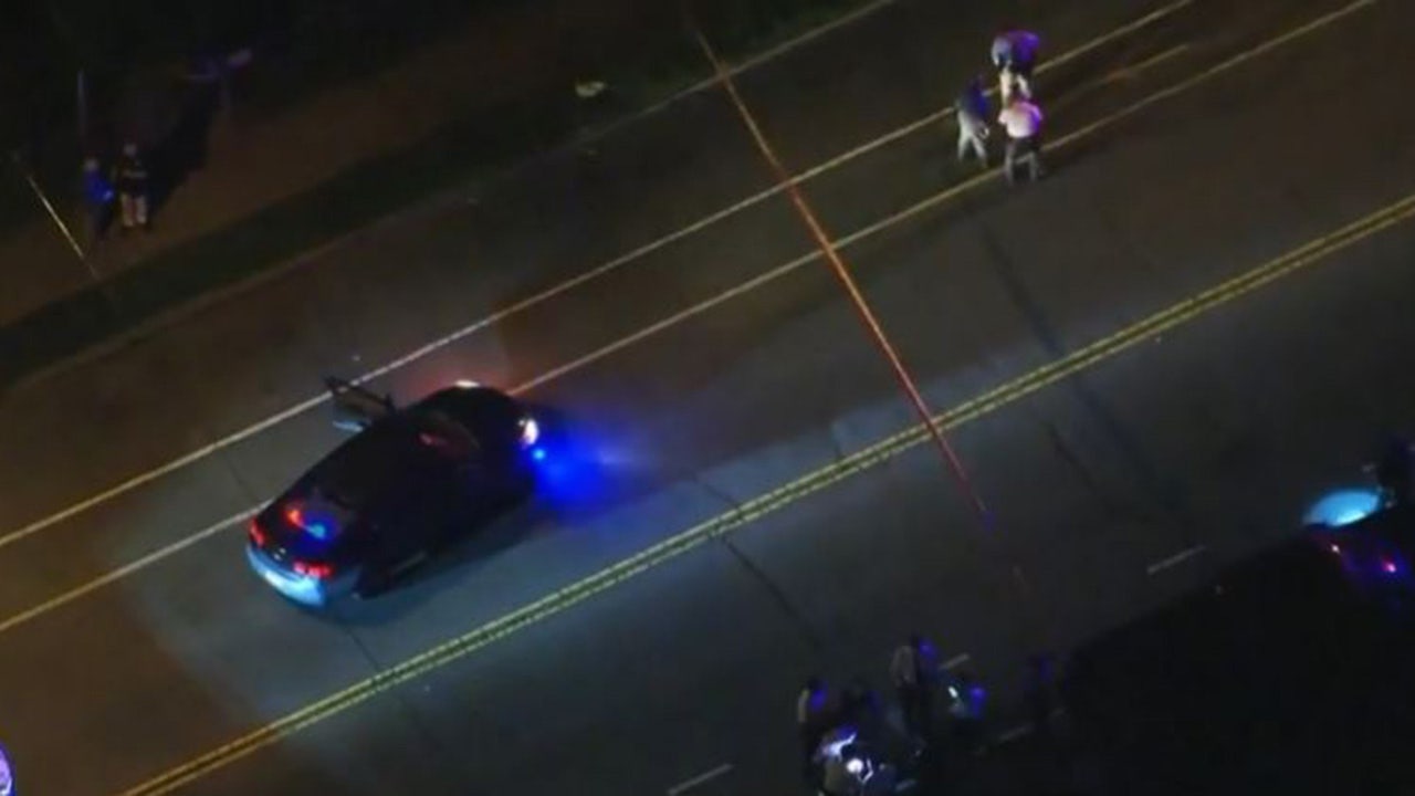 Northeast Philadelphia shooting leaves 3 officers wounded, suspected gunman dead