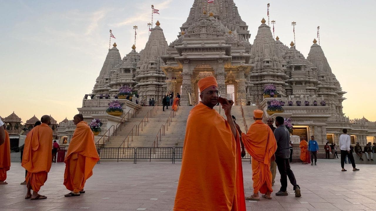 News :New Jersey opens largest Hindu temple outside India