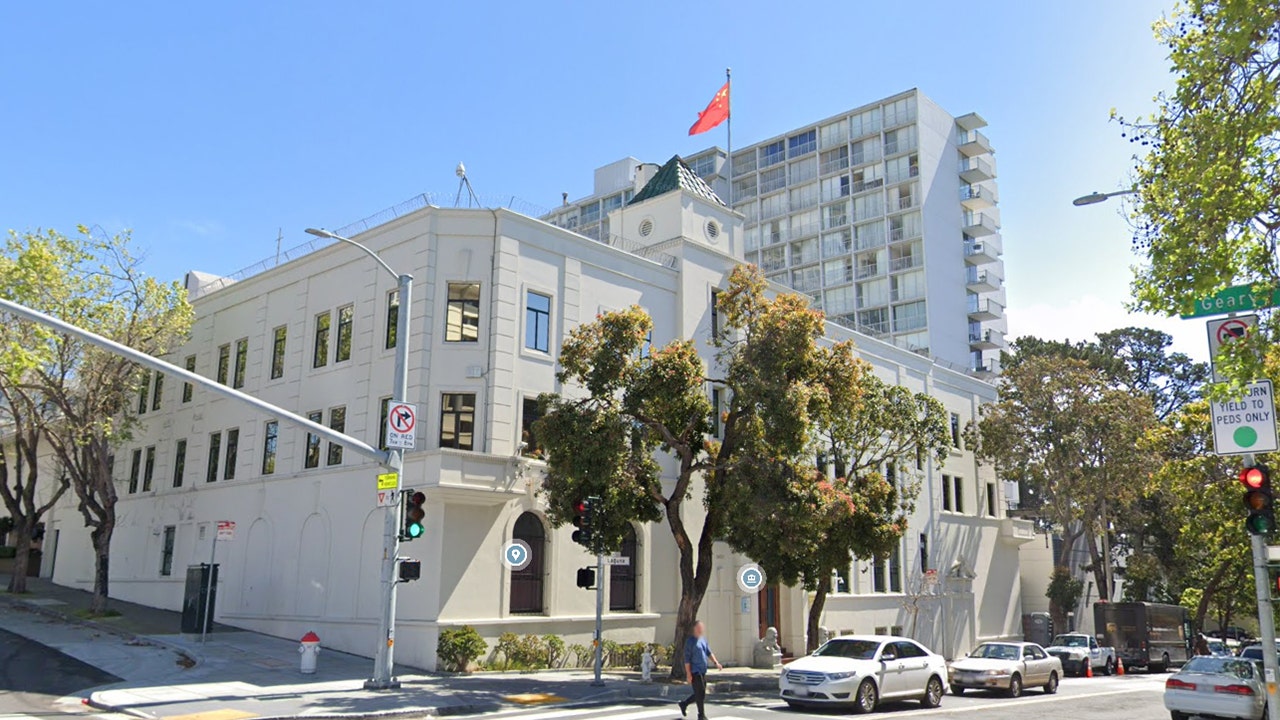 Driver rams car into Chinese consulate building in San Francisco before being shot: reports