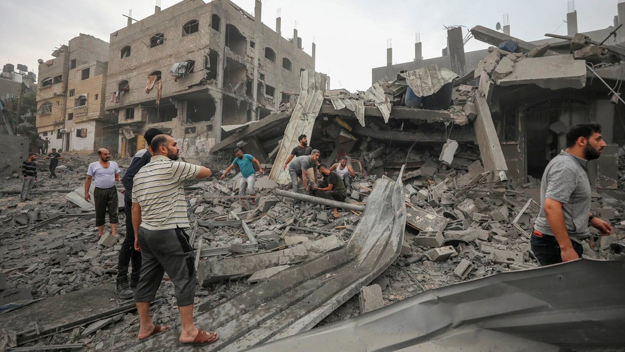 Foreign officials raise alarm over lack of humanitarian aid in Gaza as Israel prepares for ground operation