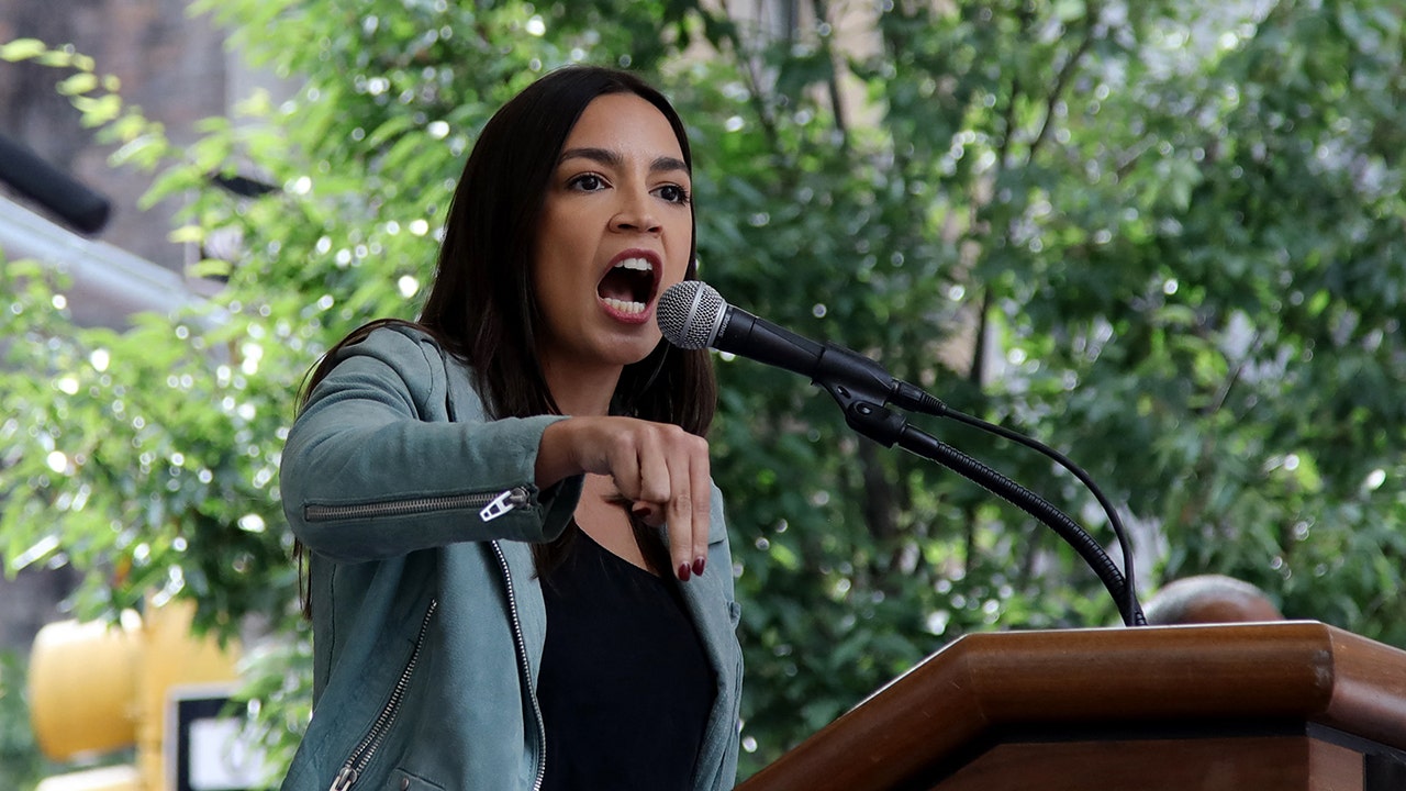 AOC demands Biden 'reverse course' on border wall construction amid migrant surge: 'Cruel policy'