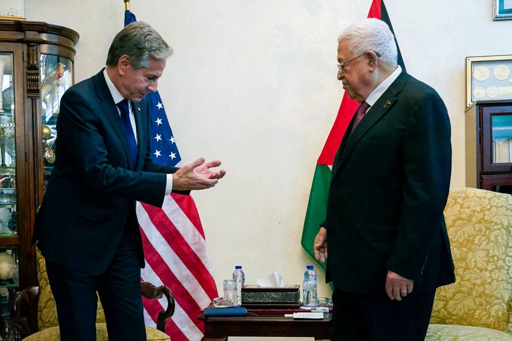 Sec Blinken exchanges warm greeting with Palestinian president, remains silent on aid for Gaza