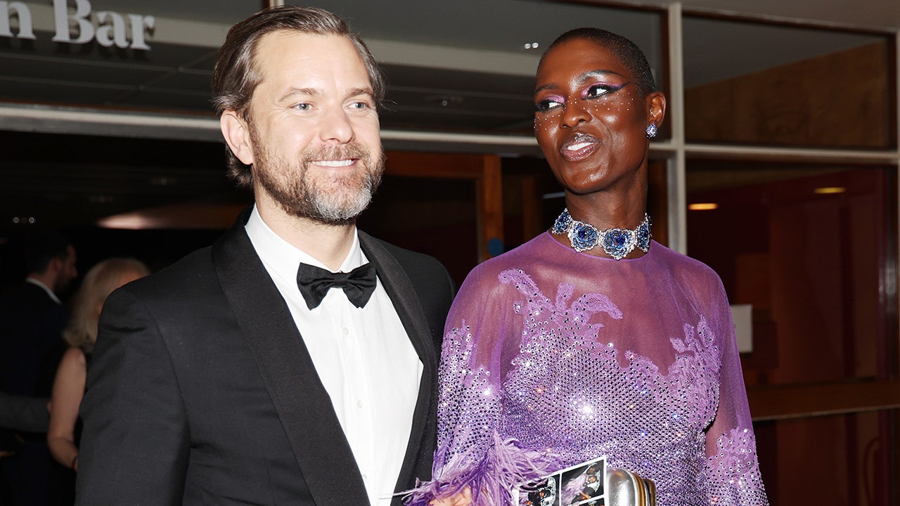 'Dawson's Creek' alum Joshua Jackson, wife Jodie Turner-Smith divorcing after 4 years of marriage