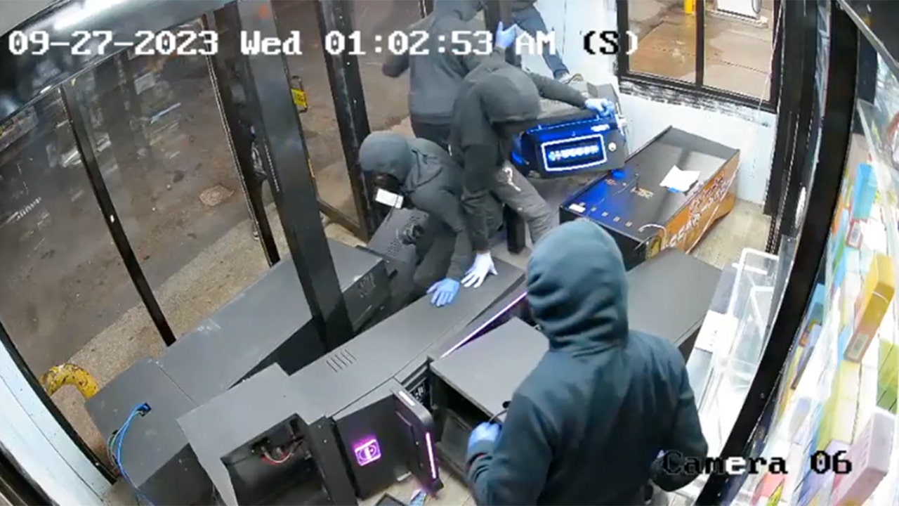 WATCH: New footage of Philadelphia looters ransacking pharmacies, gas station with armloads of stolen goods