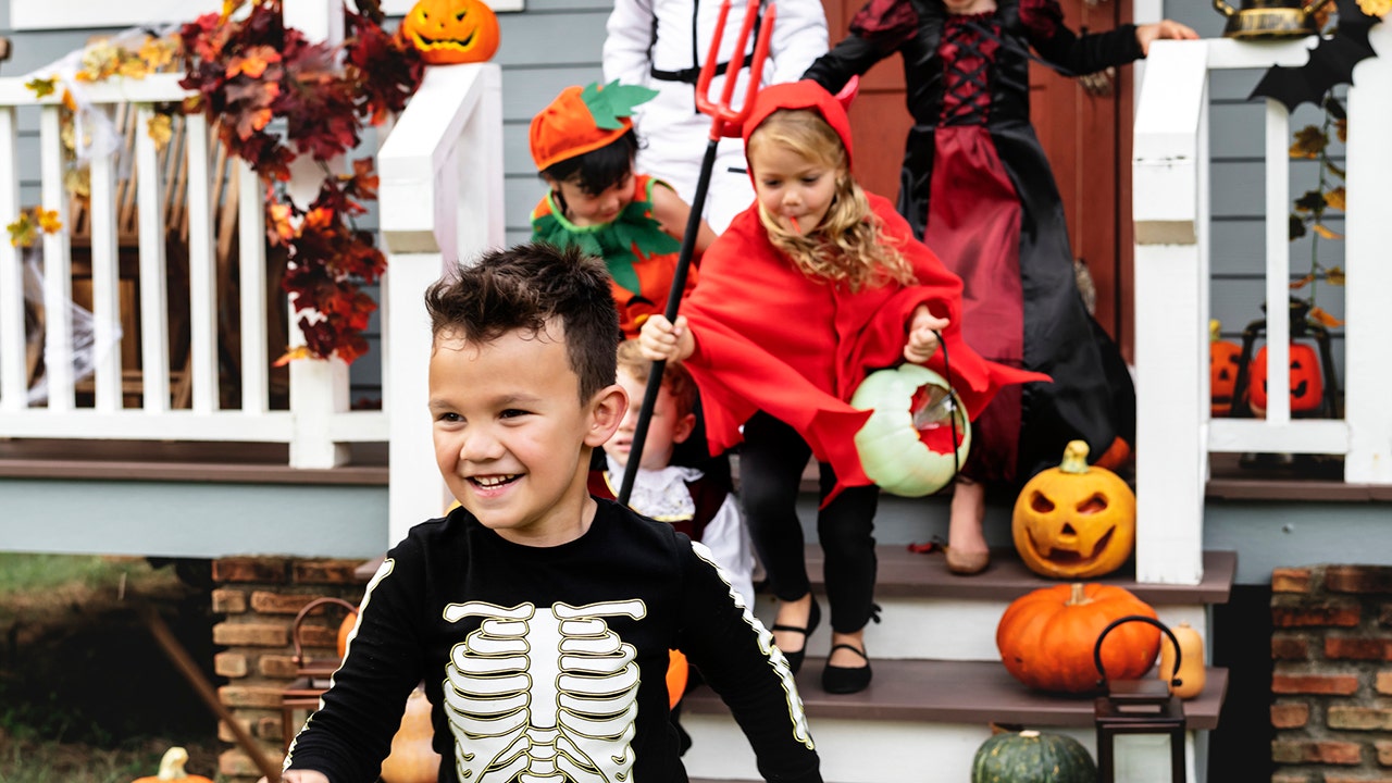 5 last-minute Halloween decor ideas on Amazon you don't want to miss