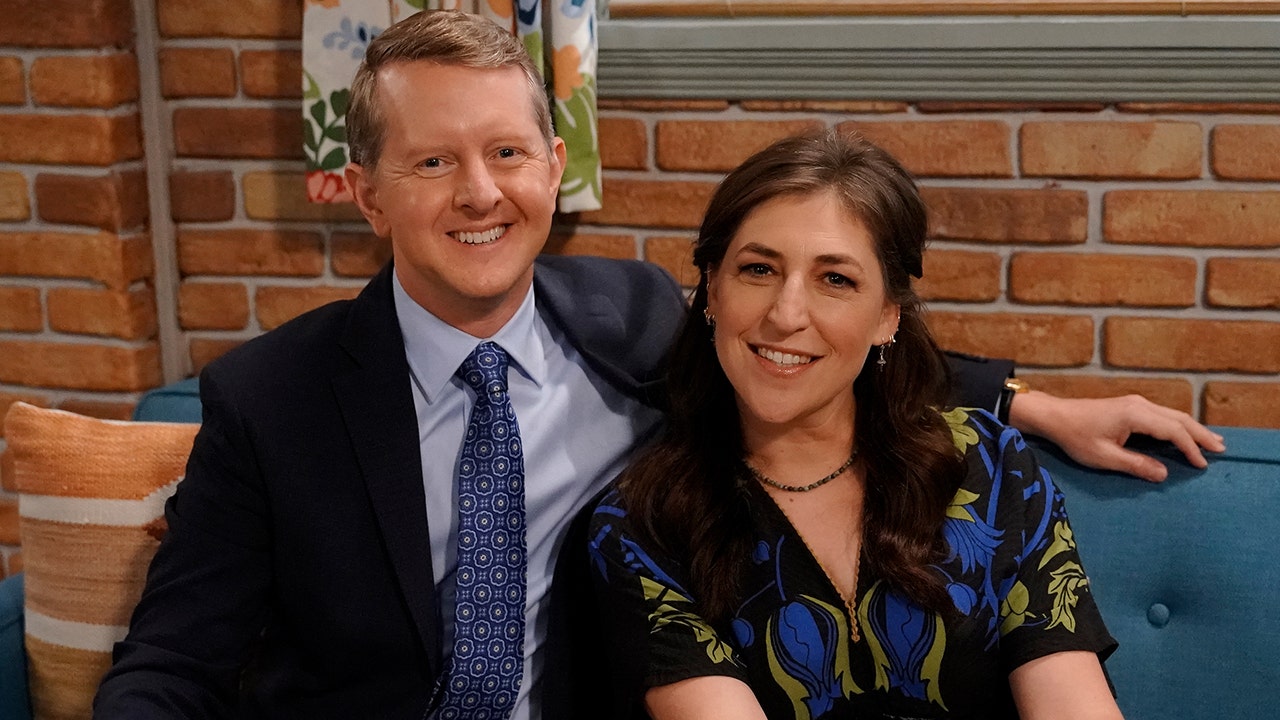 ‘Jeopardy!’ host Ken Jennings caught ‘off guard’ when Mayim Bialik announced departure from game show