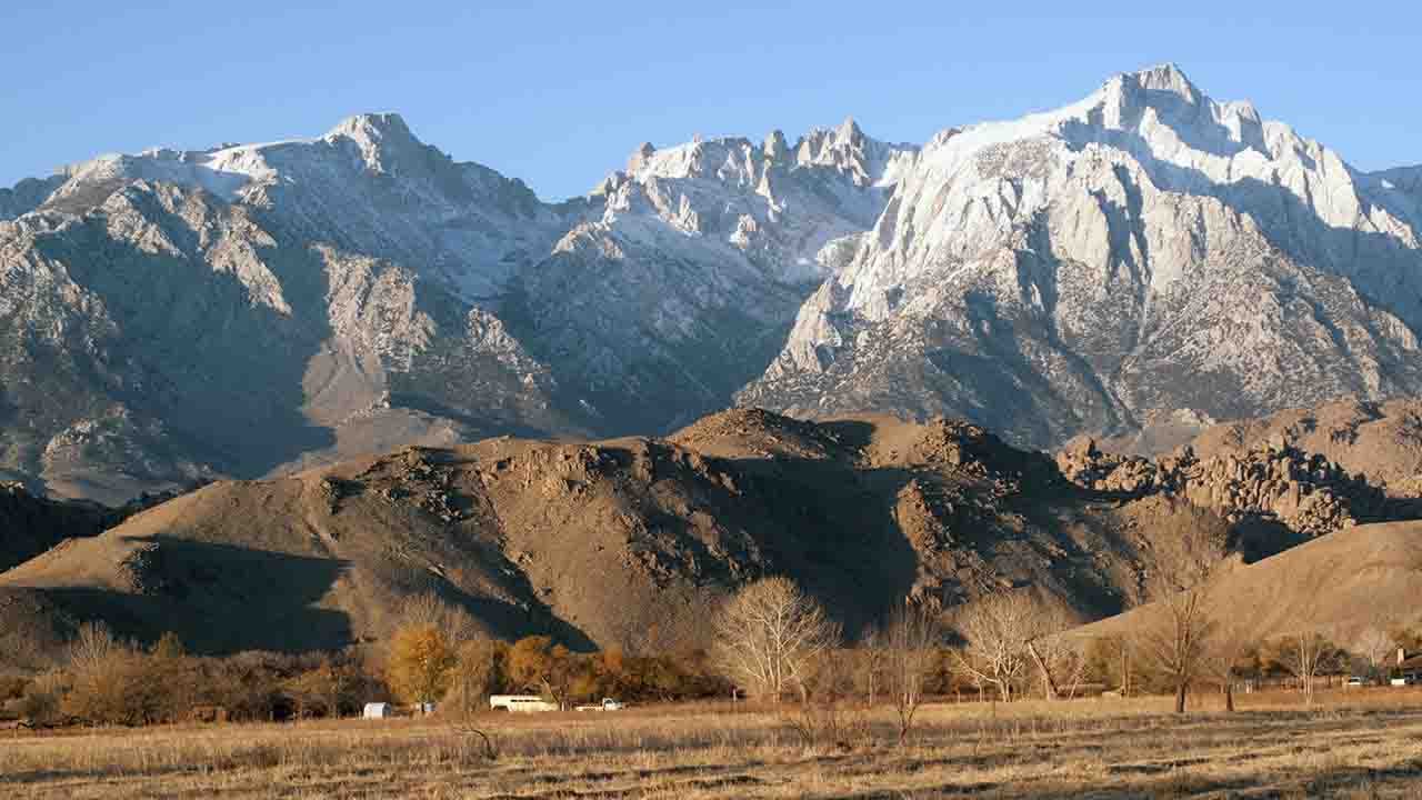 Read more about the article Falling rock kills hiker near Mt. Whitney in California; third fatality in a week