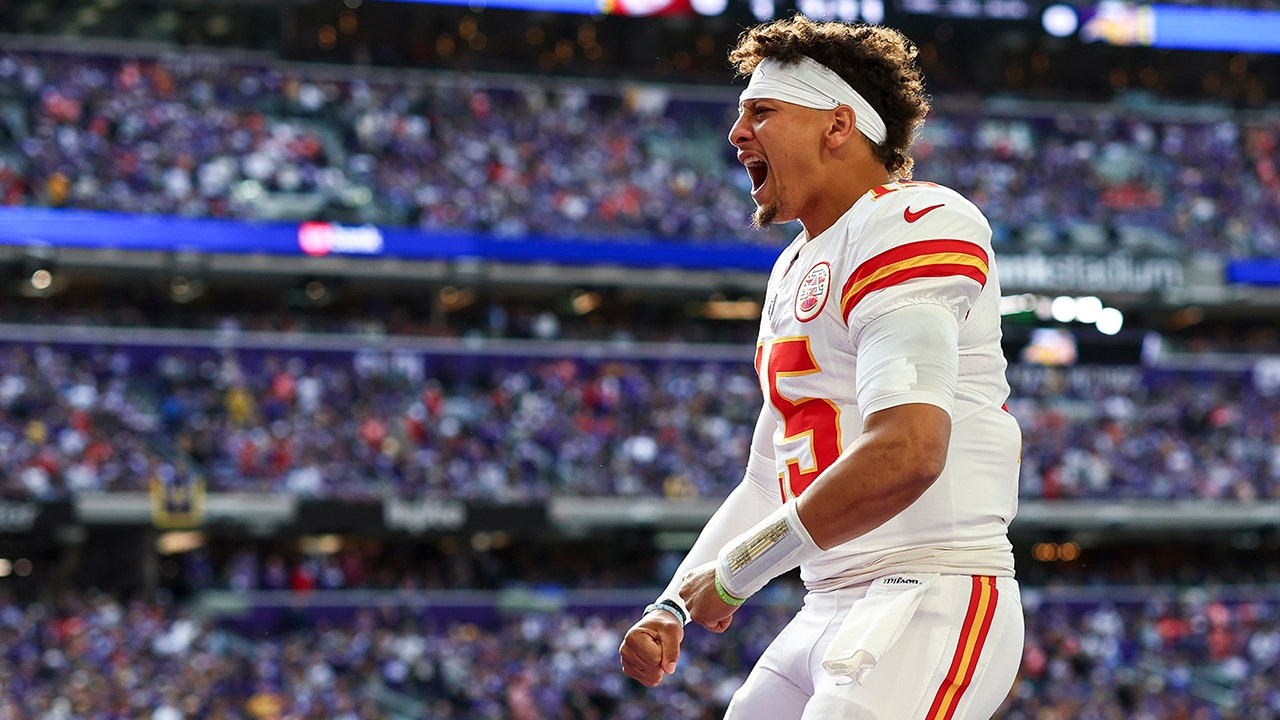 Patrick Mahomes became the 1st starting QB to beat 31 teams before