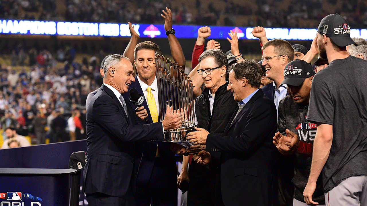 Rob Manfred presenting the Commissioner's Trophy