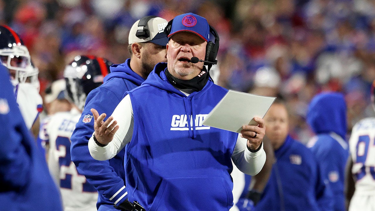 Read more about the article Ex-Giants coach Wink Martindale to join Michigan football after tumultuous end in New York: reports