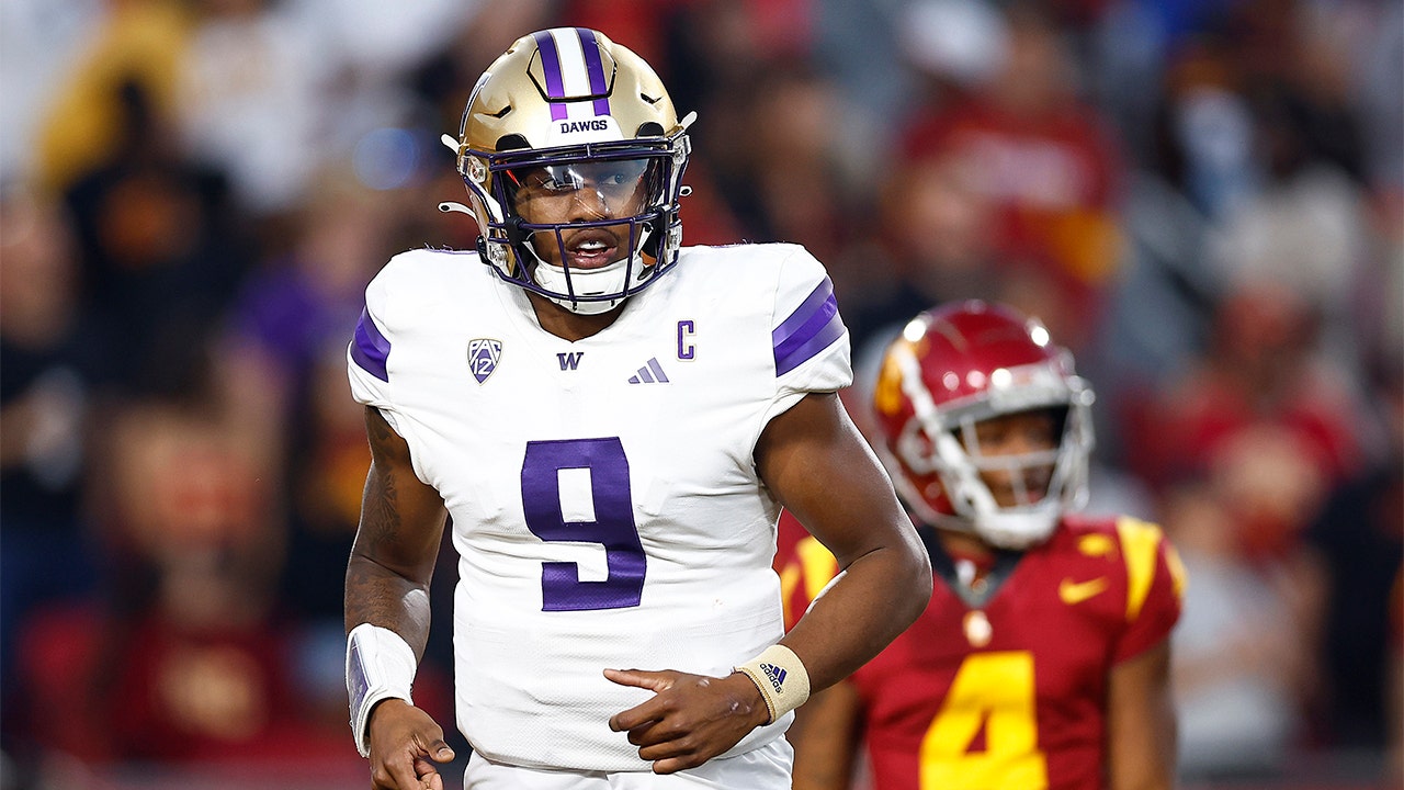 Heisman Trophy power rankings Pac12 quarterbacks lead the pack True