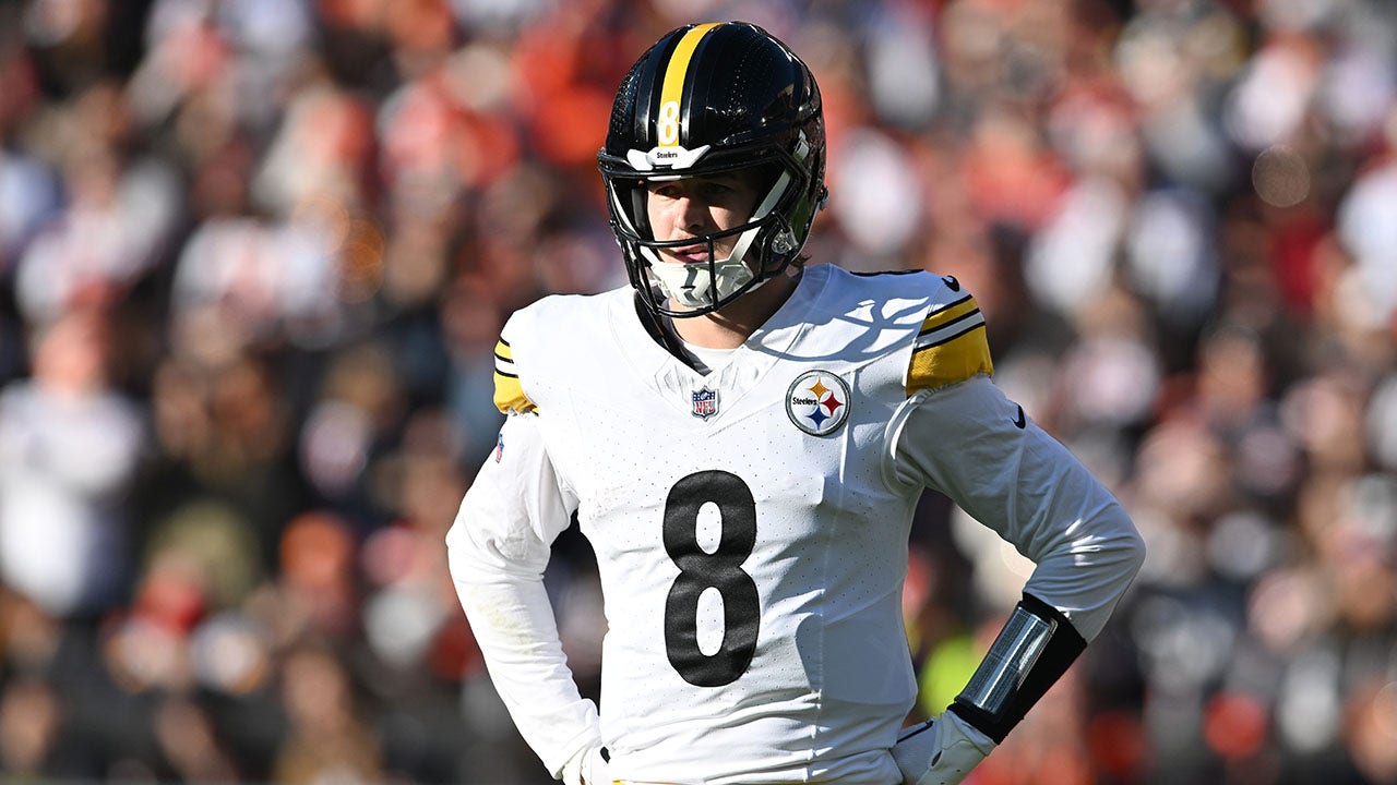 Read more about the article Steelers send Kenny Pickett to Eagles after bringing in Russell Wilson: report