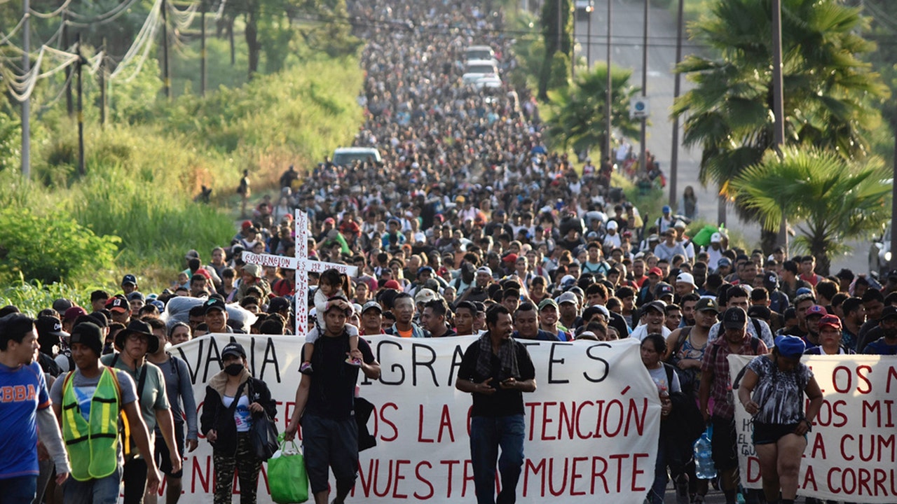 Looming migrant caravan re-ignites Republican demands for changes at the border: 'Brace for the impact'