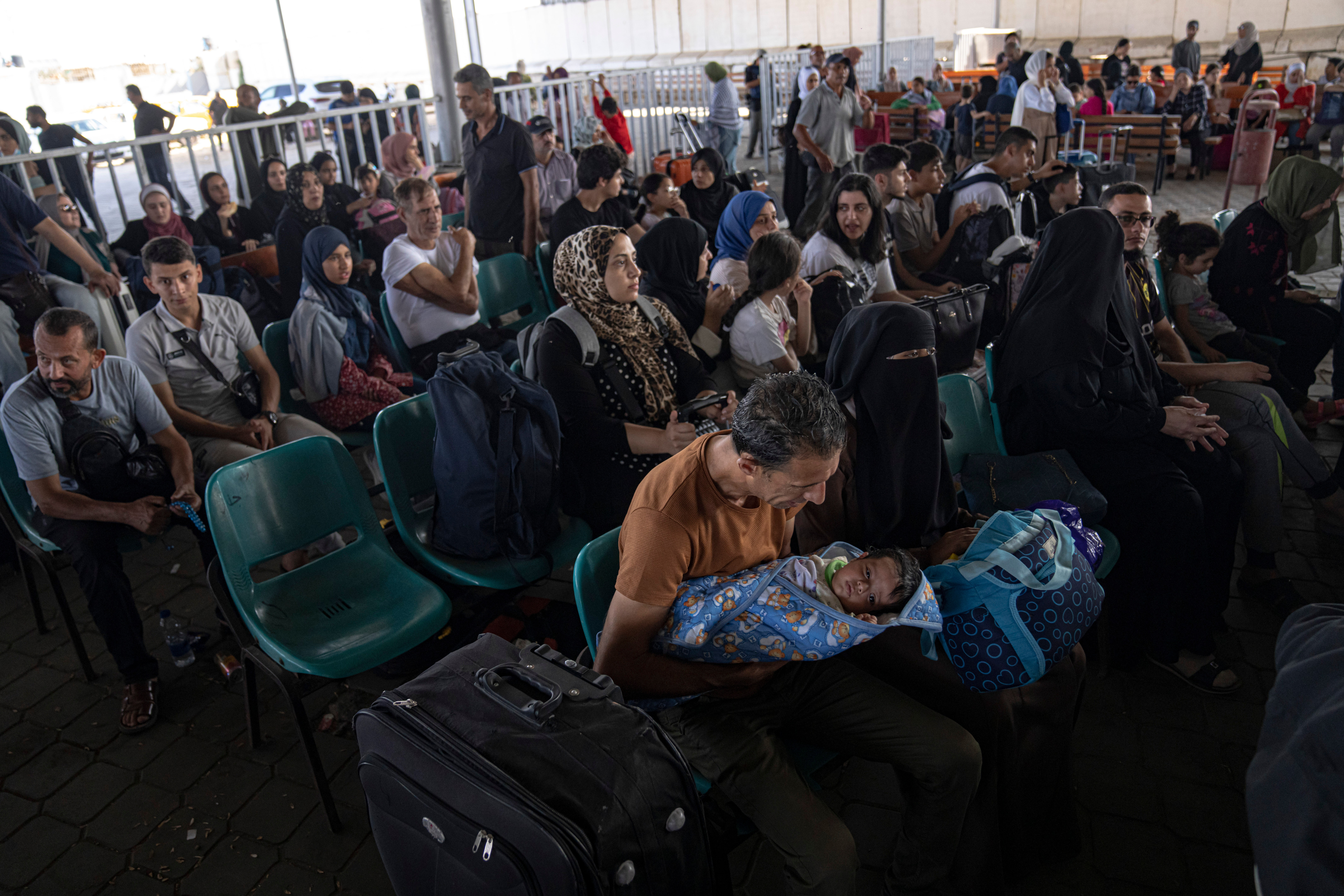 400 Americans approved to leave Gaza as Israel-Hamas war rages