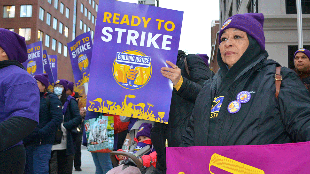 Janitors rally in Cambridge