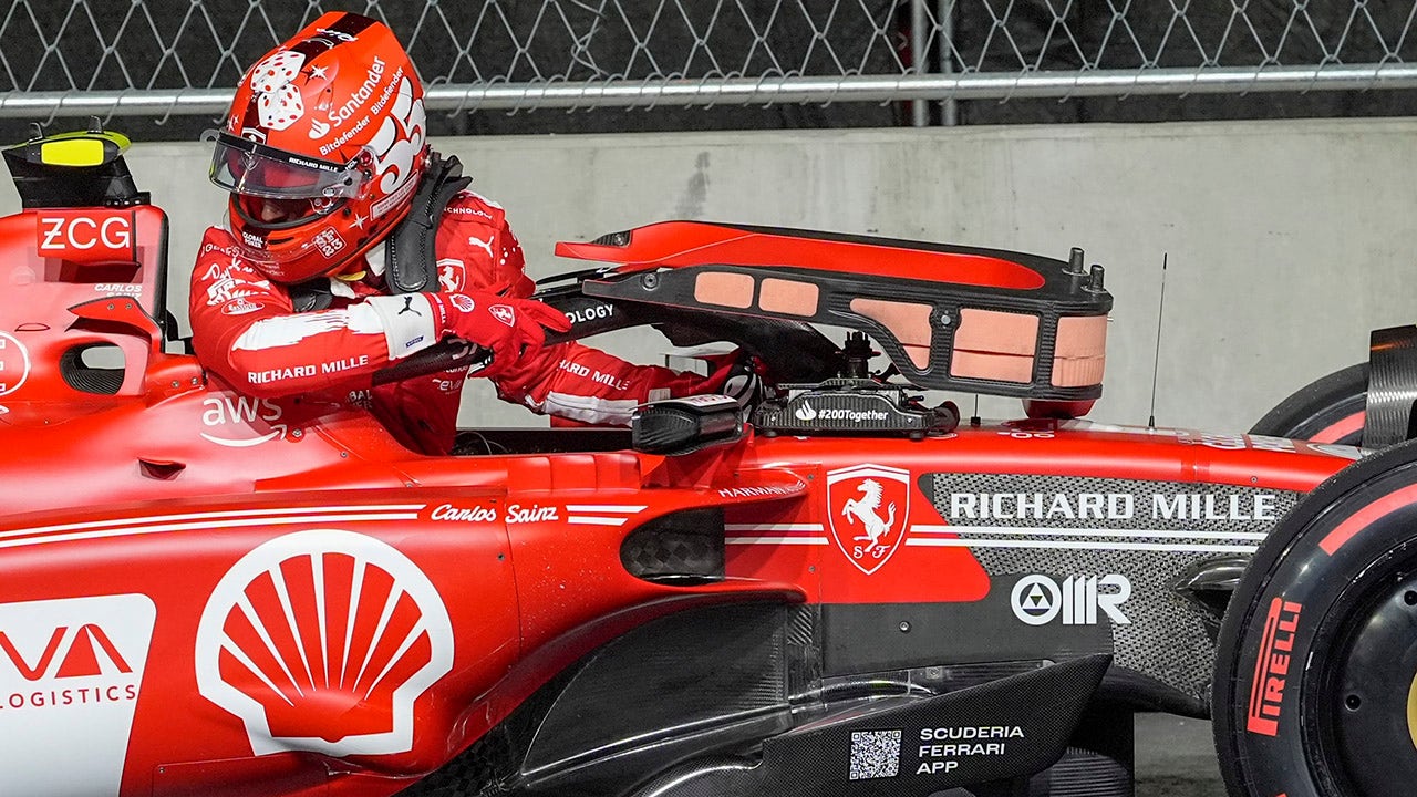 Formula 1 Las Vegas Grand Prix Practice Ended By Drain Cover