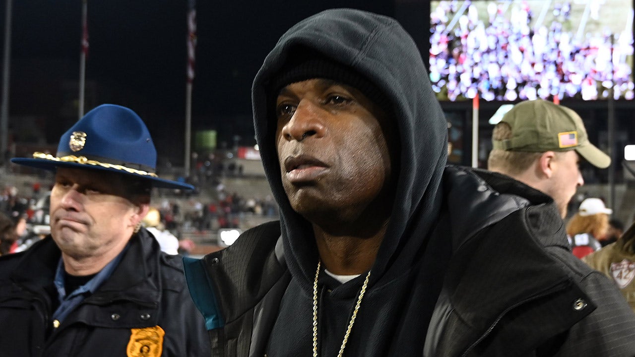 Deion Sanders’ team proves it’s not ready for prime time with fifth straight loss