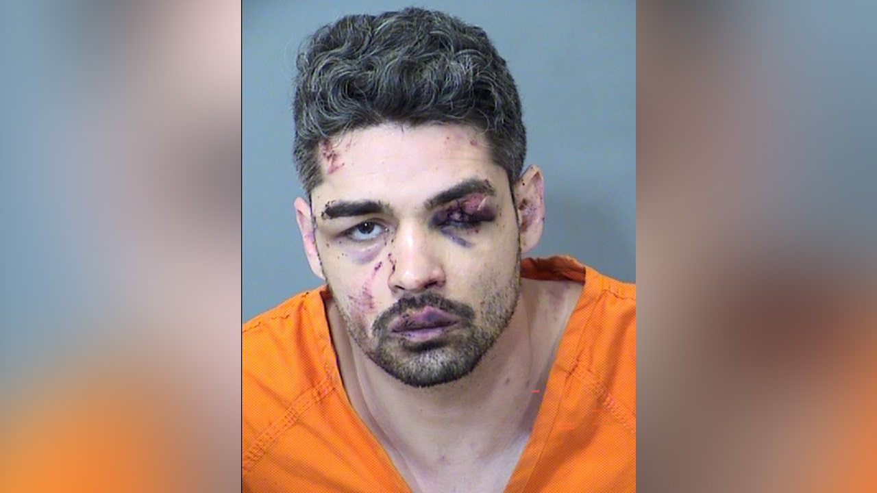 Nevada man allegedly drove 150 mph before deadly crash that split car in Arizona