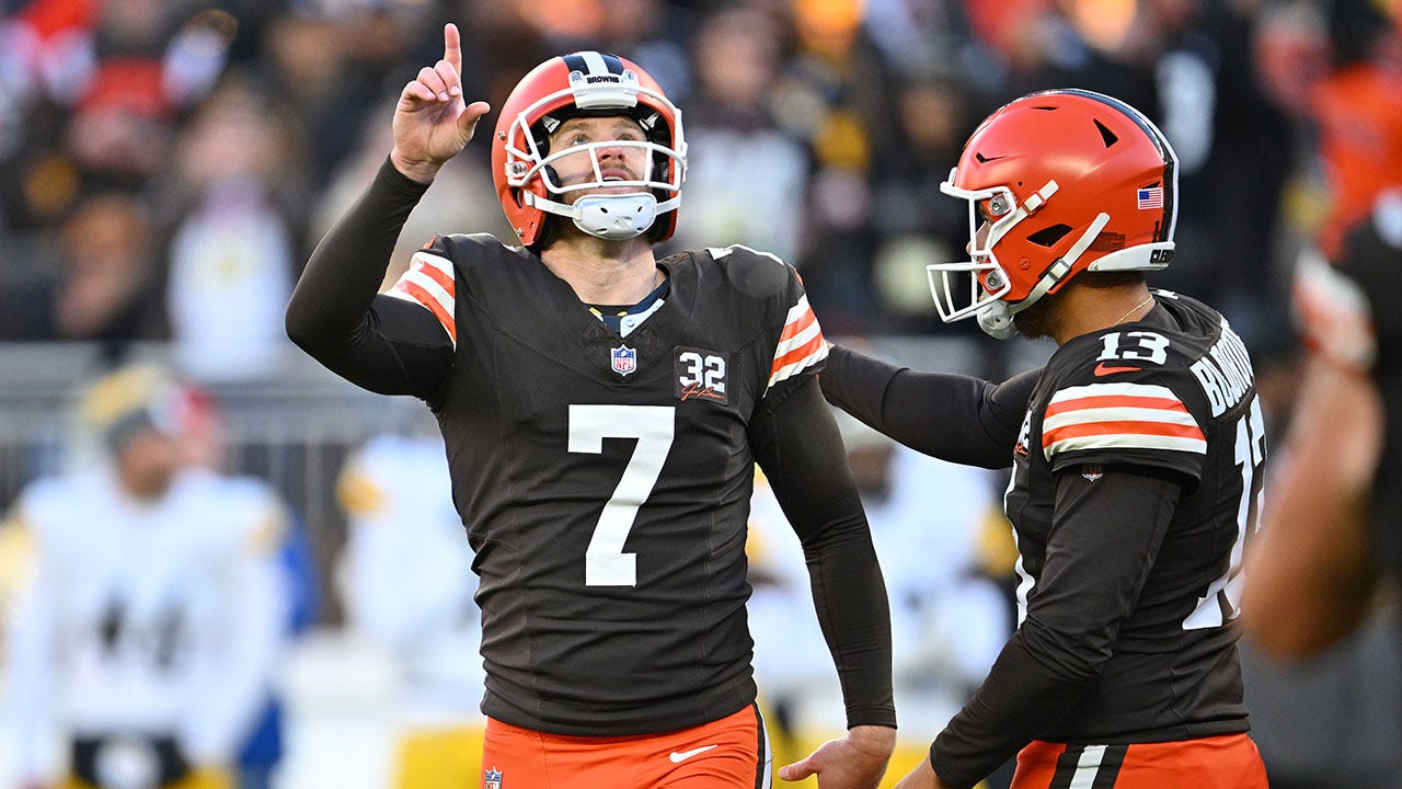 Browns’ Dustin Hopkins nails game-winning field goal to beat AFC North rival Steelers