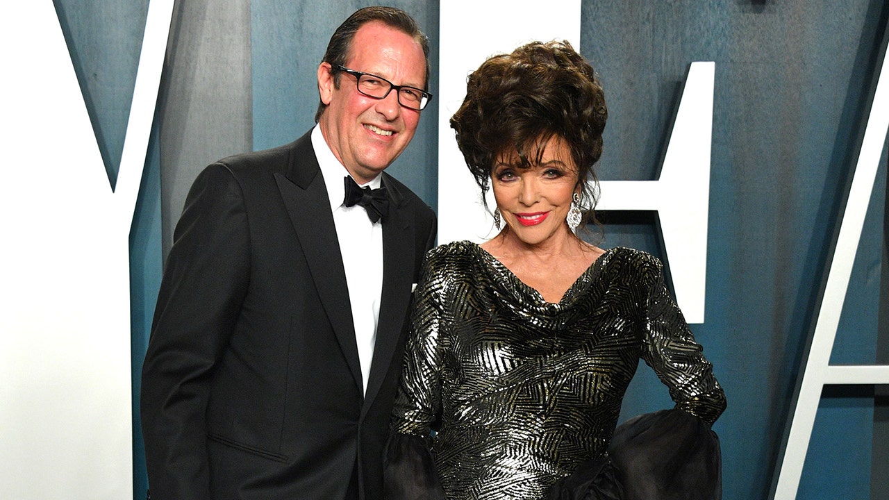 'Dynasty' star Joan Collins addresses the 32-year age gap with her 5th husband. (Getty Images)