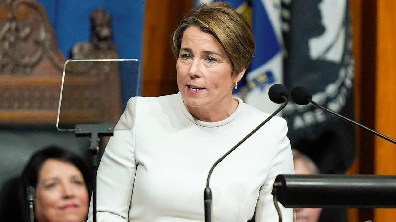 Maura Healey delivers her inaugural address at the Statehouse