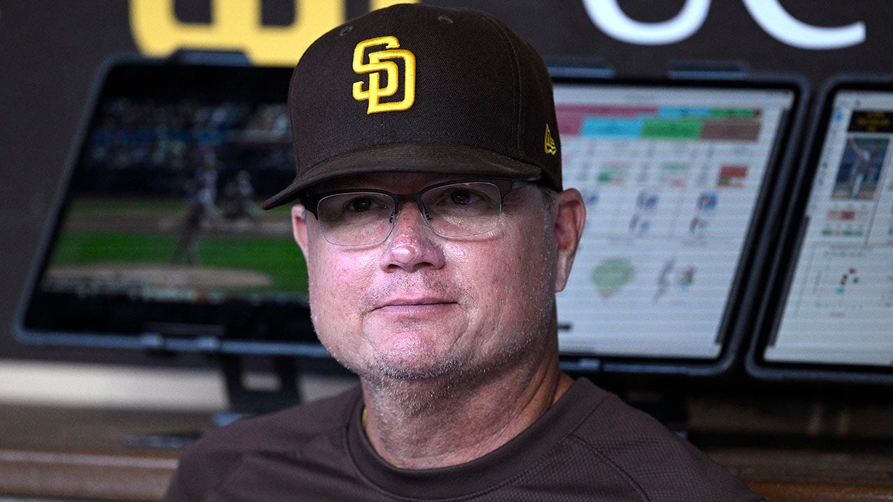 Padres name Mike Shildt as their next manager