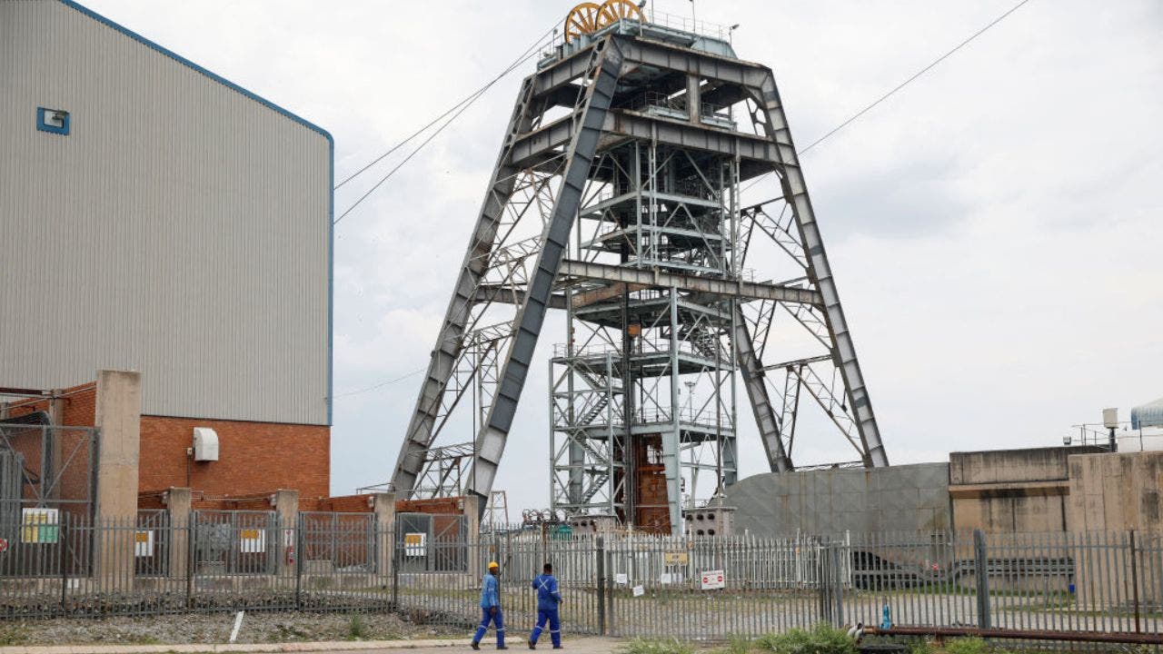 11 dead, scores injured after South African mine elevator plummets 650 feet